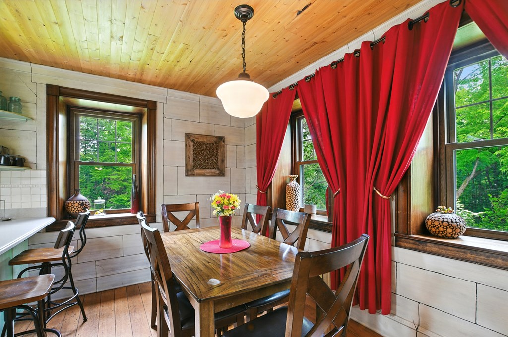 291 N Stewart Road, Mansfield, Ohio 44905, 6 Bedrooms Bedrooms, ,4 BathroomsBathrooms,Residential,For Sale,Stewart Road,9067300