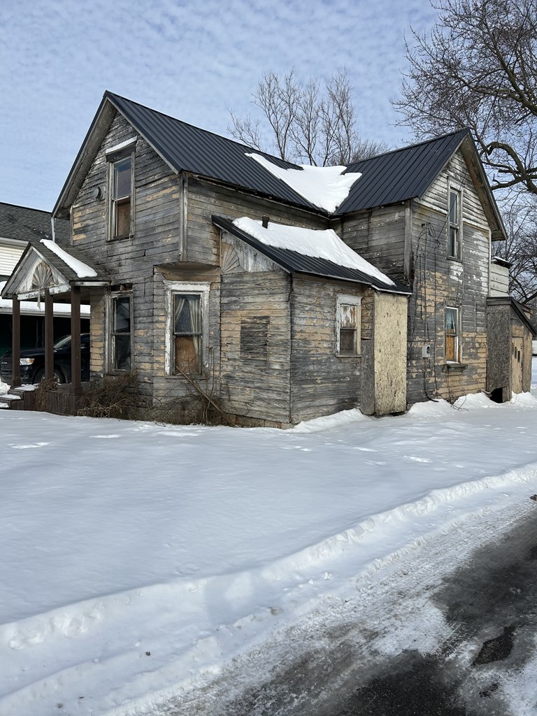 594 E George Street, Marion, Ohio 43302, 4 Bedrooms Bedrooms, ,2 BathroomsBathrooms,Residential,For Sale,George Street,9070437 594 E George Street, Marion, Ohio 43302, 4 Bedrooms Bedrooms, ,2 BathroomsBathrooms,Residential,For Sale,George Street,9070437