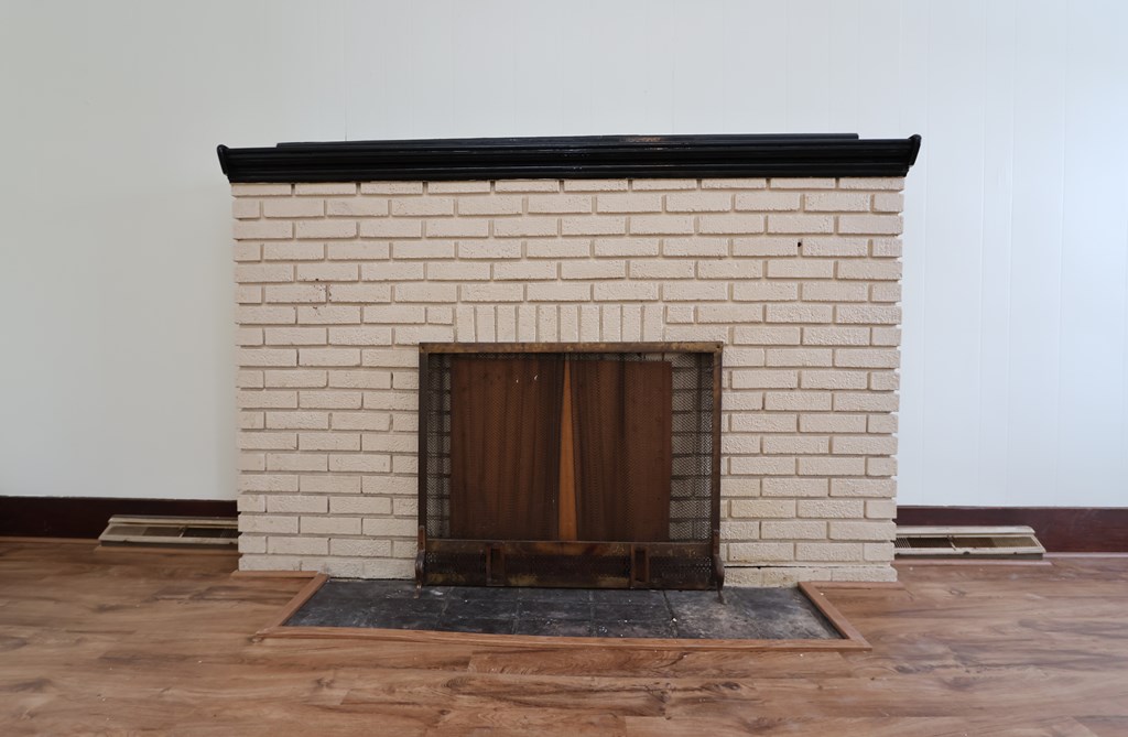 515 S Seltzer Street, Crestline, Ohio 44827, 3 Bedrooms Bedrooms, ,1 BathroomBathrooms,Residential,For Sale,Seltzer Street,9070467 515 S Seltzer Street, Crestline, Ohio 44827, 3 Bedrooms Bedrooms, ,1 BathroomBathrooms,Residential,For Sale,Seltzer Street,9070467