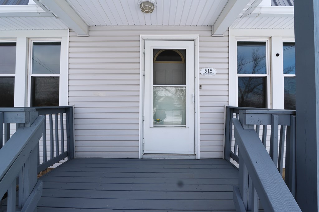 515 S Seltzer Street, Crestline, Ohio 44827, 3 Bedrooms Bedrooms, ,1 BathroomBathrooms,Residential,For Sale,Seltzer Street,9070467 515 S Seltzer Street, Crestline, Ohio 44827, 3 Bedrooms Bedrooms, ,1 BathroomBathrooms,Residential,For Sale,Seltzer Street,9070467