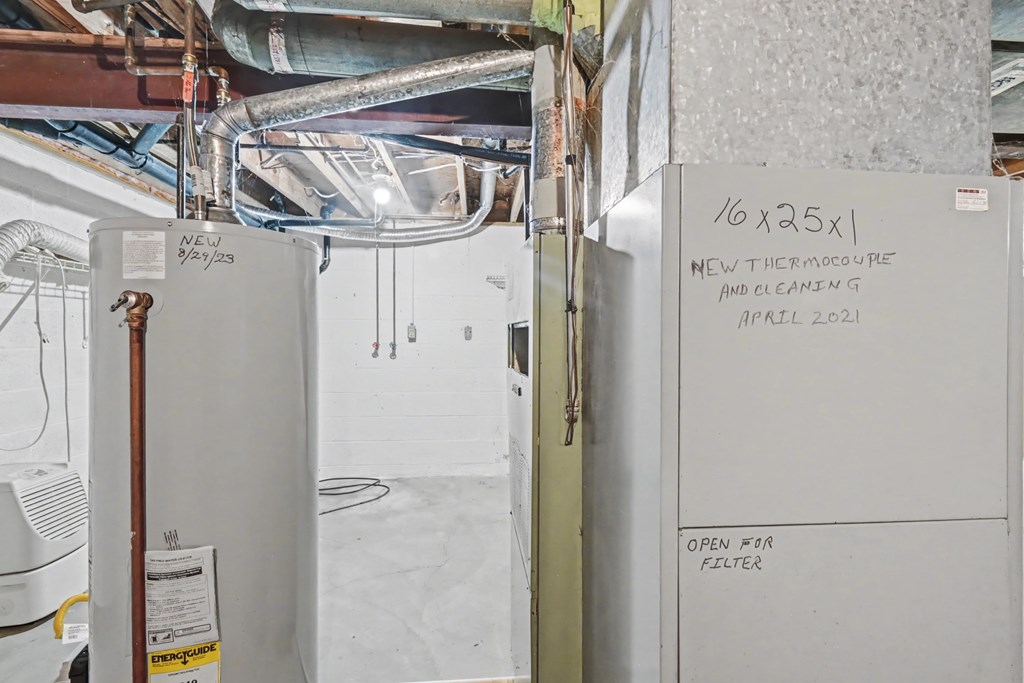 1187 -1189 Fleming Falls Road, Mansfield, Ohio 44905, 4 Bedrooms Bedrooms, ,Residential Income,For Sale,-1189 Fleming Falls Road,9070475 1187 -1189 Fleming Falls Road, Mansfield, Ohio 44905, 4 Bedrooms Bedrooms, ,Residential Income,For Sale,-1189 Fleming Falls Road,9070475