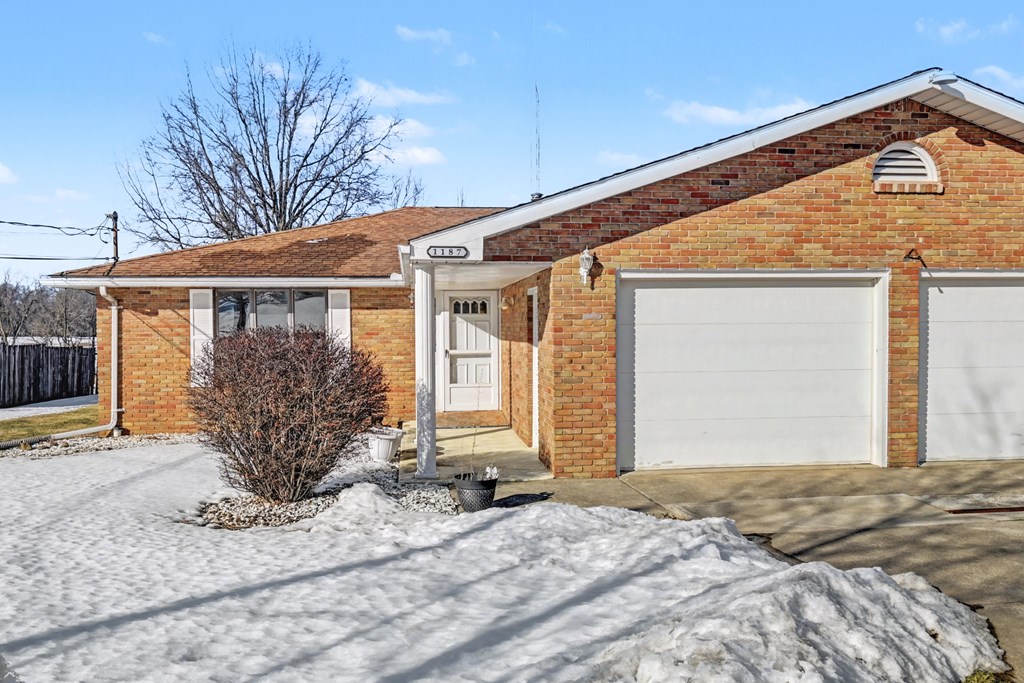 1187 -1189 Fleming Falls Road, Mansfield, Ohio 44905, 4 Bedrooms Bedrooms, ,Residential Income,For Sale,-1189 Fleming Falls Road,9070475 1187 -1189 Fleming Falls Road, Mansfield, Ohio 44905, 4 Bedrooms Bedrooms, ,Residential Income,For Sale,-1189 Fleming Falls Road,9070475