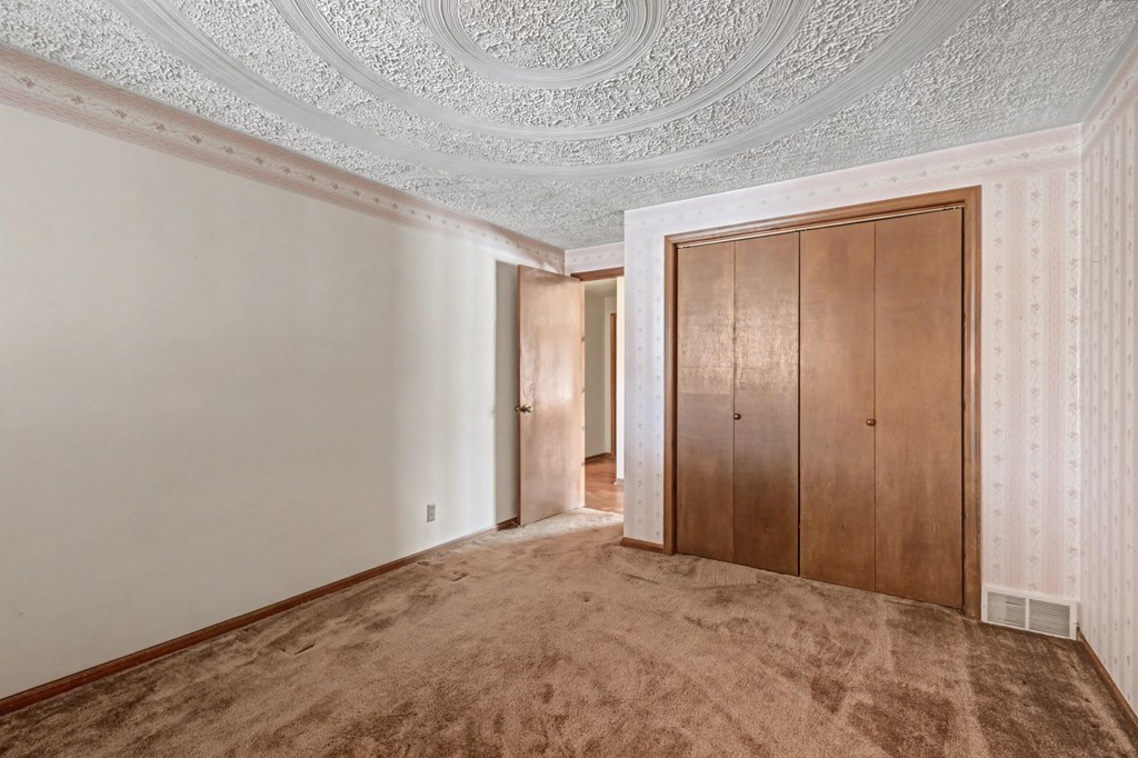 1187 -1189 Fleming Falls Road, Mansfield, Ohio 44905, 4 Bedrooms Bedrooms, ,Residential Income,For Sale,-1189 Fleming Falls Road,9070475 1187 -1189 Fleming Falls Road, Mansfield, Ohio 44905, 4 Bedrooms Bedrooms, ,Residential Income,For Sale,-1189 Fleming Falls Road,9070475