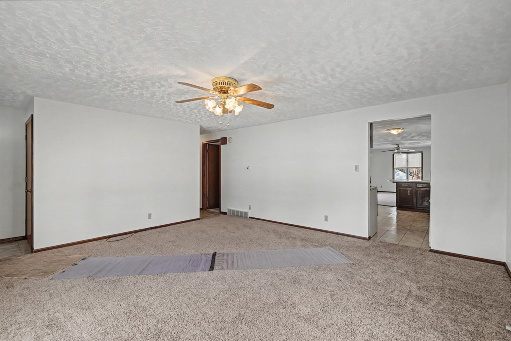 1187 -1189 Fleming Falls Road, Mansfield, Ohio 44905, 4 Bedrooms Bedrooms, ,Residential Income,For Sale,-1189 Fleming Falls Road,9070475 1187 -1189 Fleming Falls Road, Mansfield, Ohio 44905, 4 Bedrooms Bedrooms, ,Residential Income,For Sale,-1189 Fleming Falls Road,9070475