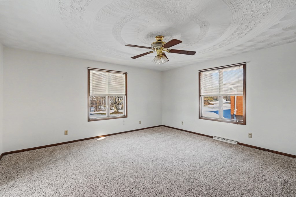 1187 -1189 Fleming Falls Road, Mansfield, Ohio 44905, 4 Bedrooms Bedrooms, ,Residential Income,For Sale,-1189 Fleming Falls Road,9070475 1187 -1189 Fleming Falls Road, Mansfield, Ohio 44905, 4 Bedrooms Bedrooms, ,Residential Income,For Sale,-1189 Fleming Falls Road,9070475