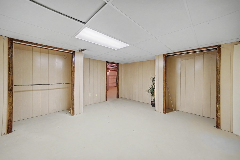 1187 -1189 Fleming Falls Road, Mansfield, Ohio 44905, 4 Bedrooms Bedrooms, ,Residential Income,For Sale,-1189 Fleming Falls Road,9070475 1187 -1189 Fleming Falls Road, Mansfield, Ohio 44905, 4 Bedrooms Bedrooms, ,Residential Income,For Sale,-1189 Fleming Falls Road,9070475