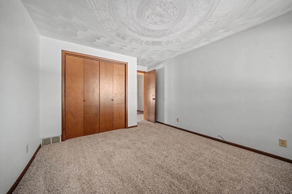 1187 -1189 Fleming Falls Road, Mansfield, Ohio 44905, 4 Bedrooms Bedrooms, ,Residential Income,For Sale,-1189 Fleming Falls Road,9070475 1187 -1189 Fleming Falls Road, Mansfield, Ohio 44905, 4 Bedrooms Bedrooms, ,Residential Income,For Sale,-1189 Fleming Falls Road,9070475