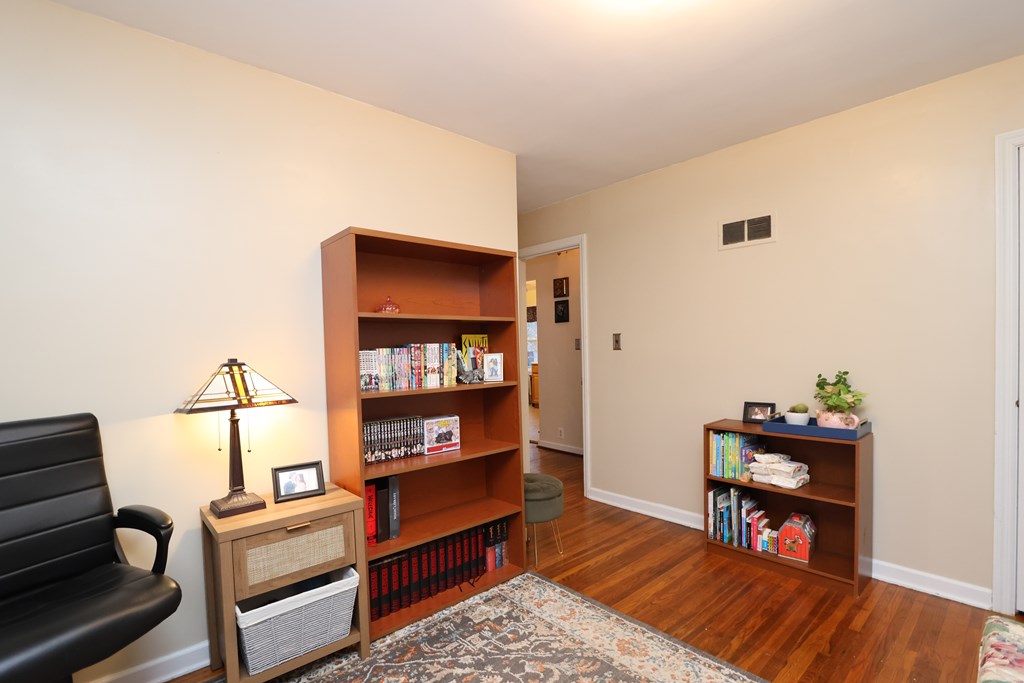 76 Harvard Avenue, Mansfield, Ohio 44906, 3 Bedrooms Bedrooms, ,1 BathroomBathrooms,Residential,For Sale,Harvard Avenue,9070489