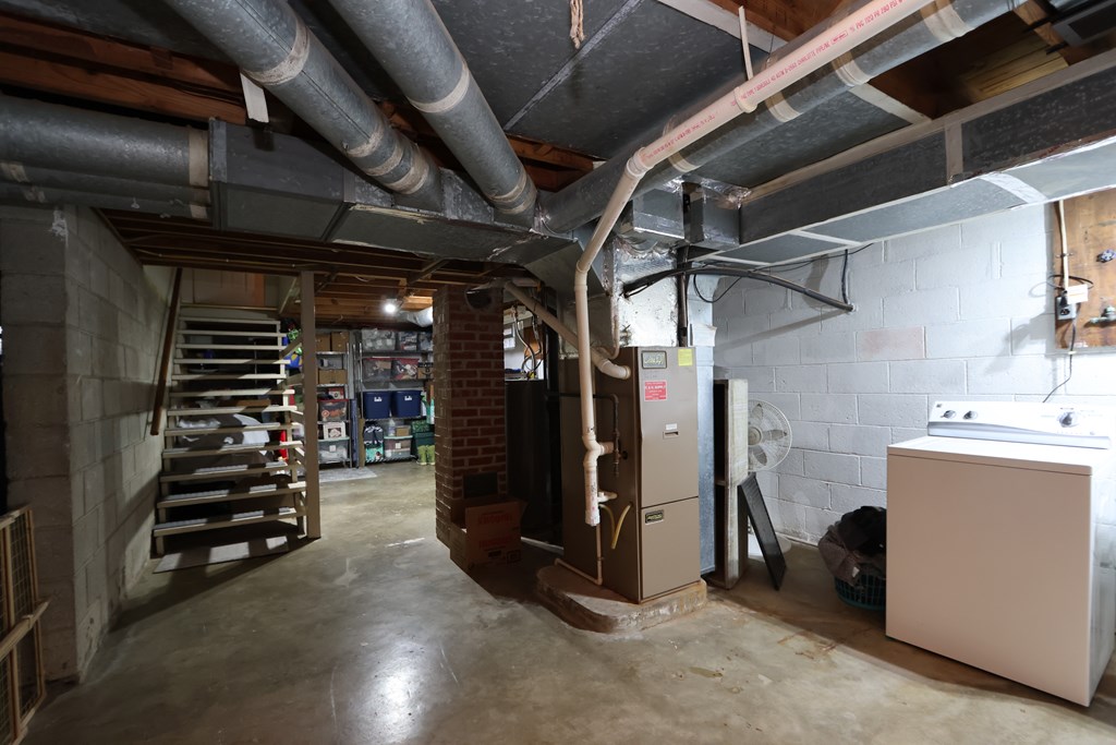 76 Harvard Avenue, Mansfield, Ohio 44906, 3 Bedrooms Bedrooms, ,1 BathroomBathrooms,Residential,For Sale,Harvard Avenue,9070489