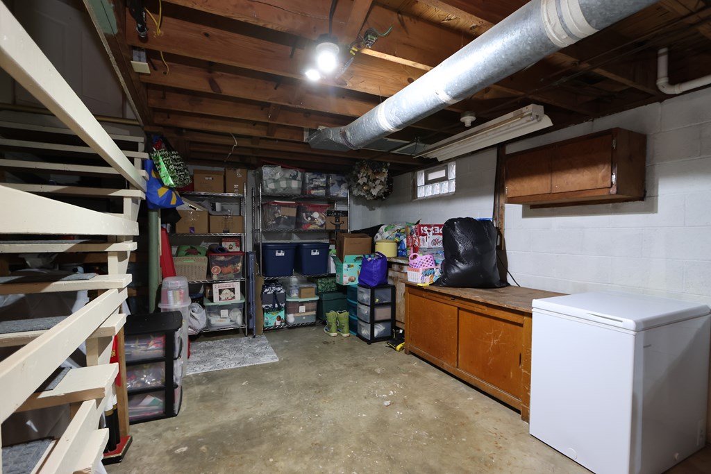 76 Harvard Avenue, Mansfield, Ohio 44906, 3 Bedrooms Bedrooms, ,1 BathroomBathrooms,Residential,For Sale,Harvard Avenue,9070489