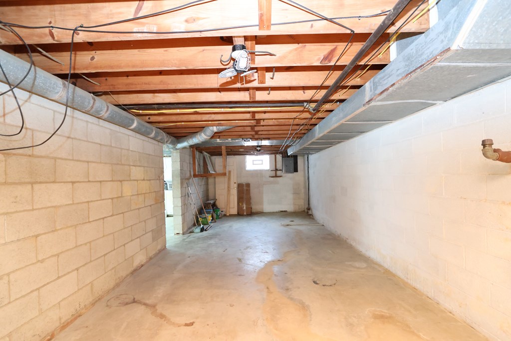 76 Harvard Avenue, Mansfield, Ohio 44906, 3 Bedrooms Bedrooms, ,1 BathroomBathrooms,Residential,For Sale,Harvard Avenue,9070489