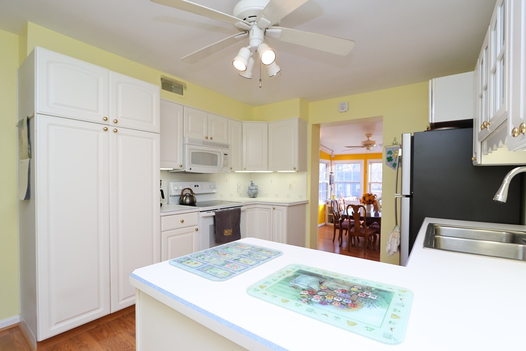 489 Clifton Boulevard, Mansfield, Ohio 44907, 3 Bedrooms Bedrooms, ,2 BathroomsBathrooms,Residential,For Sale,Clifton Boulevard,9070500