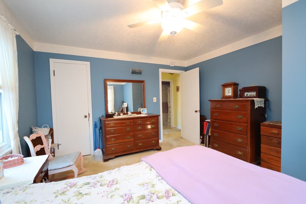 489 Clifton Boulevard, Mansfield, Ohio 44907, 3 Bedrooms Bedrooms, ,2 BathroomsBathrooms,Residential,For Sale,Clifton Boulevard,9070500