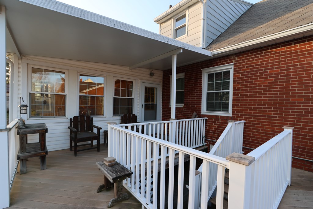 489 Clifton Boulevard, Mansfield, Ohio 44907, 3 Bedrooms Bedrooms, ,2 BathroomsBathrooms,Residential,For Sale,Clifton Boulevard,9070500