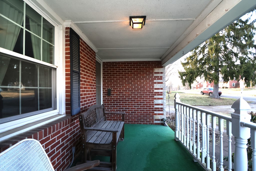 489 Clifton Boulevard, Mansfield, Ohio 44907, 3 Bedrooms Bedrooms, ,2 BathroomsBathrooms,Residential,For Sale,Clifton Boulevard,9070500