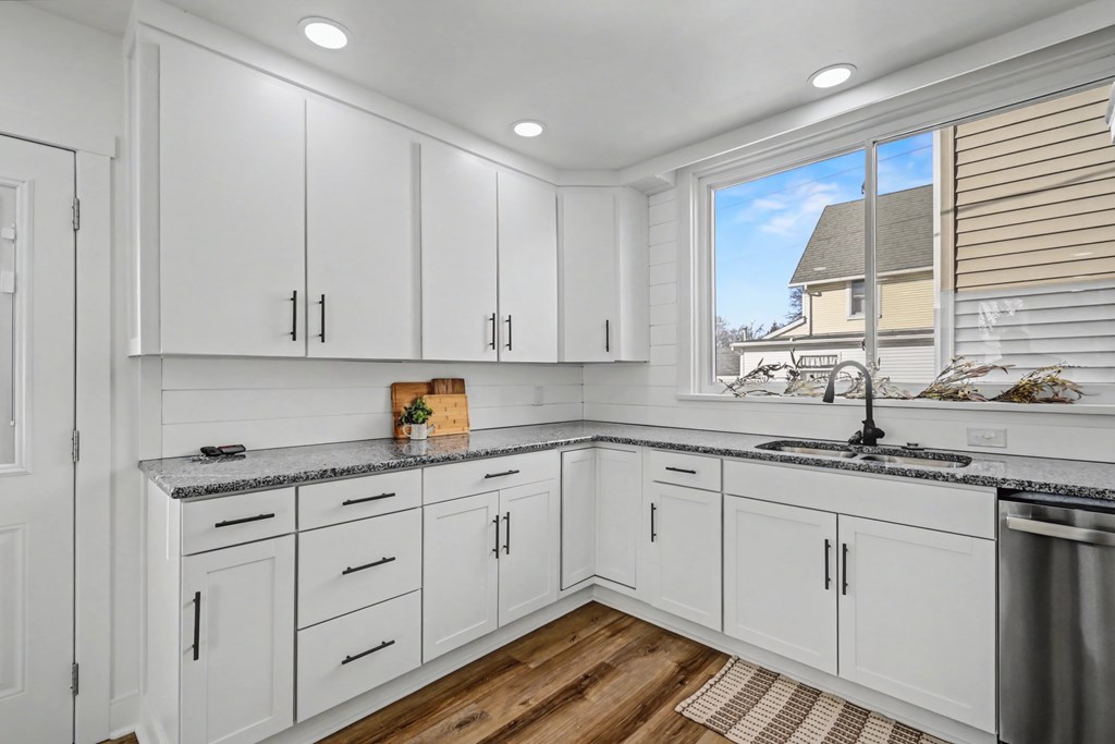 513 S Poplar Street, Bucyrus, Ohio 44820, 4 Bedrooms Bedrooms, ,2 BathroomsBathrooms,Residential,For Sale,Poplar Street,9070501