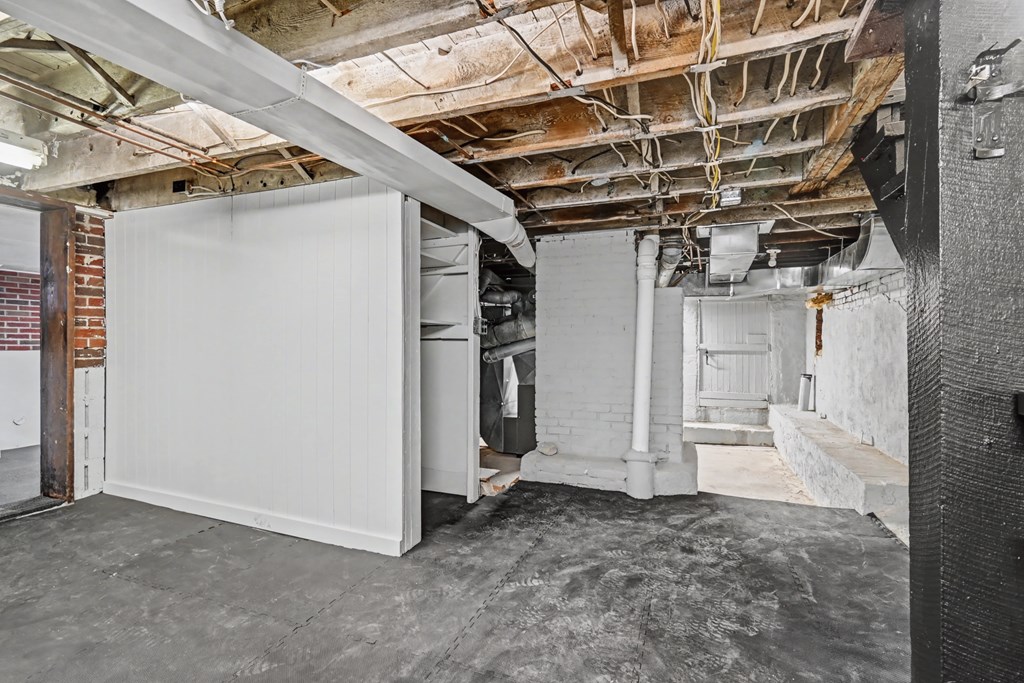 513 S Poplar Street, Bucyrus, Ohio 44820, 4 Bedrooms Bedrooms, ,2 BathroomsBathrooms,Residential,For Sale,Poplar Street,9070501