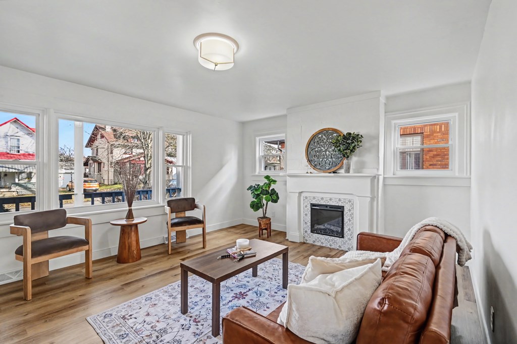 513 S Poplar Street, Bucyrus, Ohio 44820, 4 Bedrooms Bedrooms, ,2 BathroomsBathrooms,Residential,For Sale,Poplar Street,9070501