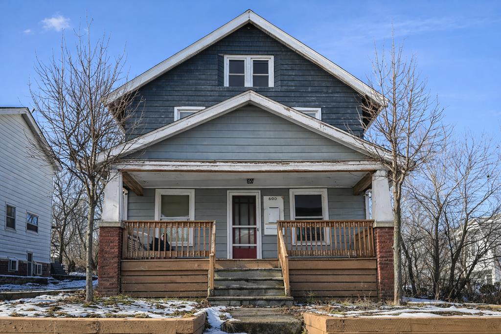 600 Brown Street, Akron, Ohio 44311, 4 Bedrooms Bedrooms, ,1 BathroomBathrooms,Residential,For Sale,Brown Street,9070502