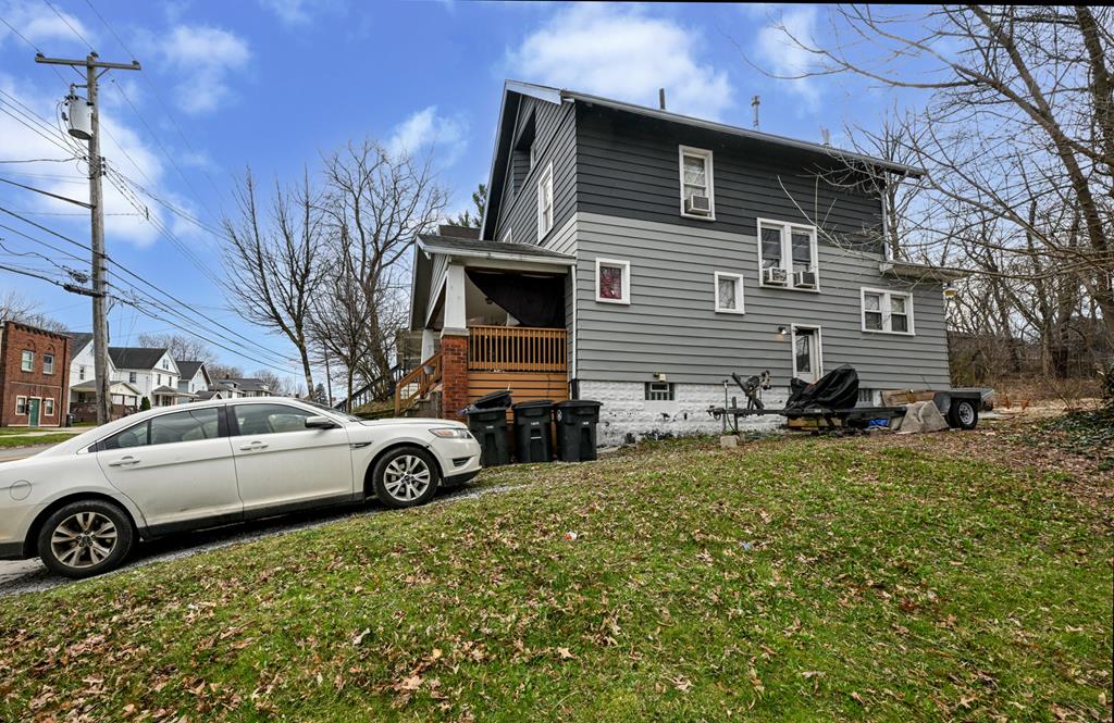 600 Brown Street, Akron, Ohio 44311, 4 Bedrooms Bedrooms, ,1 BathroomBathrooms,Residential,For Sale,Brown Street,9070502