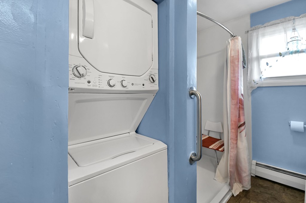 474 Biscayne Drive, Mansfield, Ohio 44903, 3 Bedrooms Bedrooms, ,1 BathroomBathrooms,Residential,For Sale,Biscayne Drive,9070522