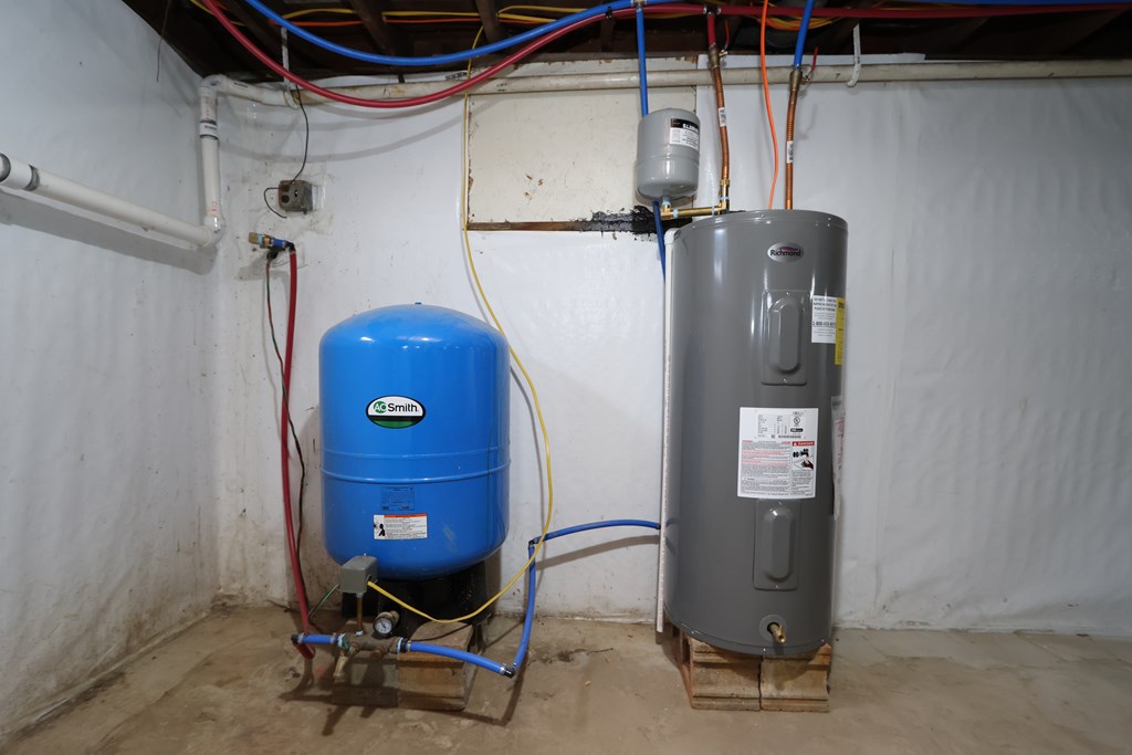 3493 Ganges-Five Points Road, Mansfield, Ohio 44903, 3 Bedrooms Bedrooms, ,1 BathroomBathrooms,Residential,For Sale,Ganges-Five Points Road,9070533