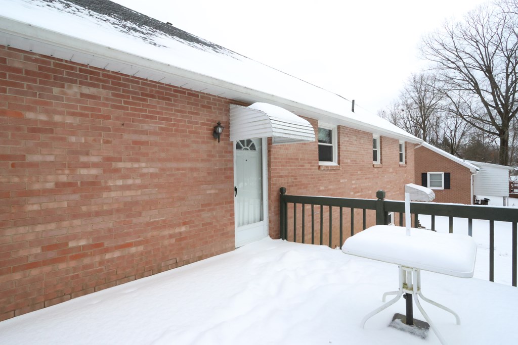 133 Winwood Drive, Mansfield, Ohio 44907, 2 Bedrooms Bedrooms, ,2 BathroomsBathrooms,Residential,For Sale,Winwood Drive,9070535