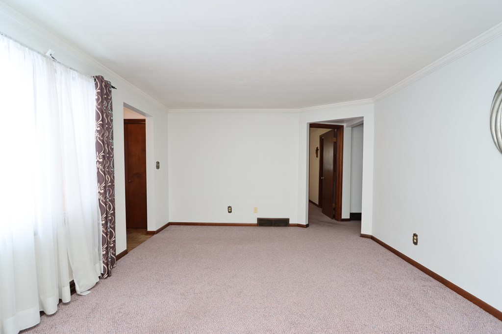 133 Winwood Drive, Mansfield, Ohio 44907, 2 Bedrooms Bedrooms, ,2 BathroomsBathrooms,Residential,For Sale,Winwood Drive,9070535