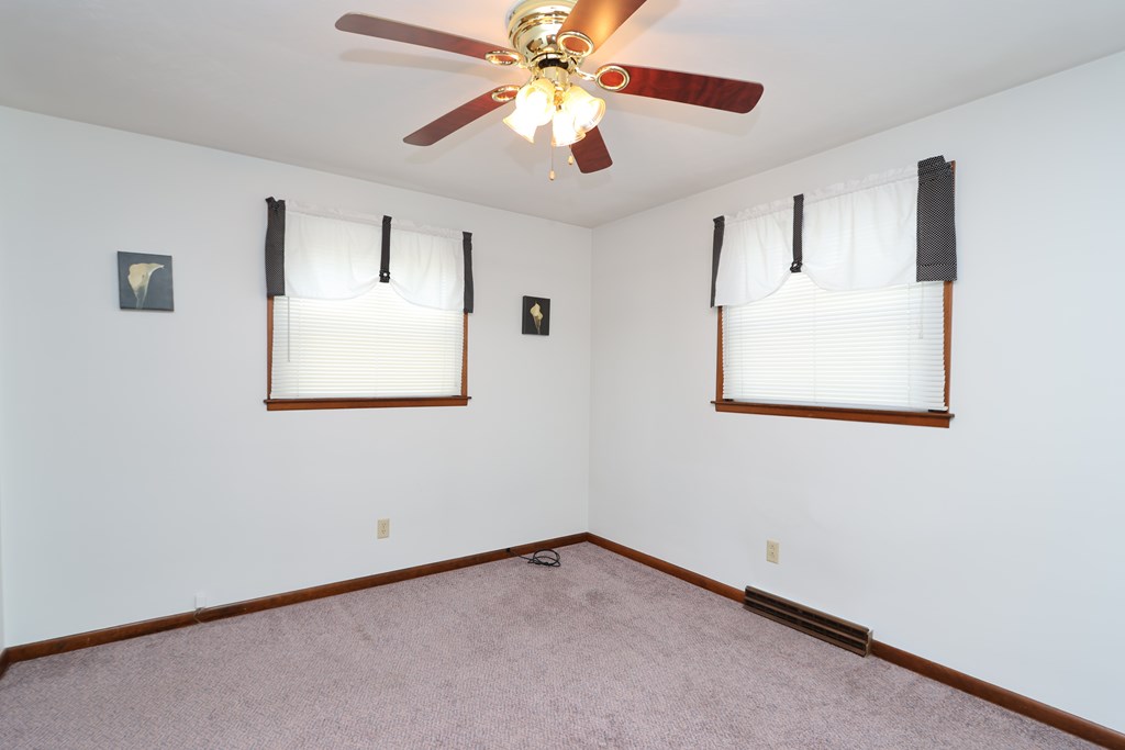 133 Winwood Drive, Mansfield, Ohio 44907, 2 Bedrooms Bedrooms, ,2 BathroomsBathrooms,Residential,For Sale,Winwood Drive,9070535