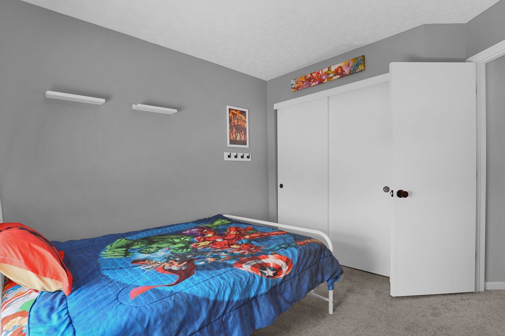 2106 Stoneside Drive, Hilliard, Ohio 43026, 3 Bedrooms Bedrooms, ,2 BathroomsBathrooms,Residential,For Sale,Stoneside Drive,9070538