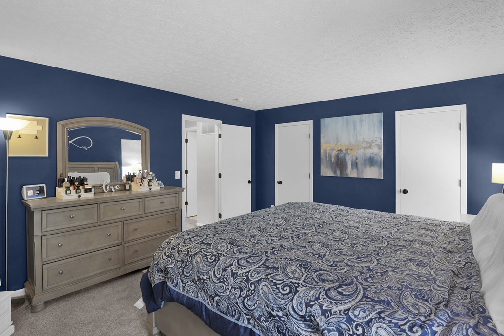 2106 Stoneside Drive, Hilliard, Ohio 43026, 3 Bedrooms Bedrooms, ,2 BathroomsBathrooms,Residential,For Sale,Stoneside Drive,9070538