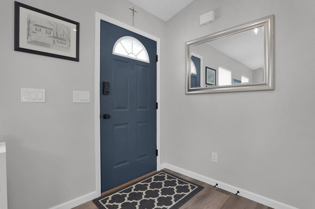 2106 Stoneside Drive, Hilliard, Ohio 43026, 3 Bedrooms Bedrooms, ,2 BathroomsBathrooms,Residential,For Sale,Stoneside Drive,9070538