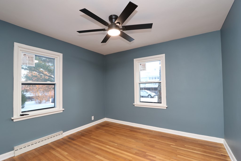 21 Franklin Avenue, Shelby, Ohio 44875, 2 Bedrooms Bedrooms, ,1 BathroomBathrooms,Residential,For Sale,Franklin Avenue,9070543