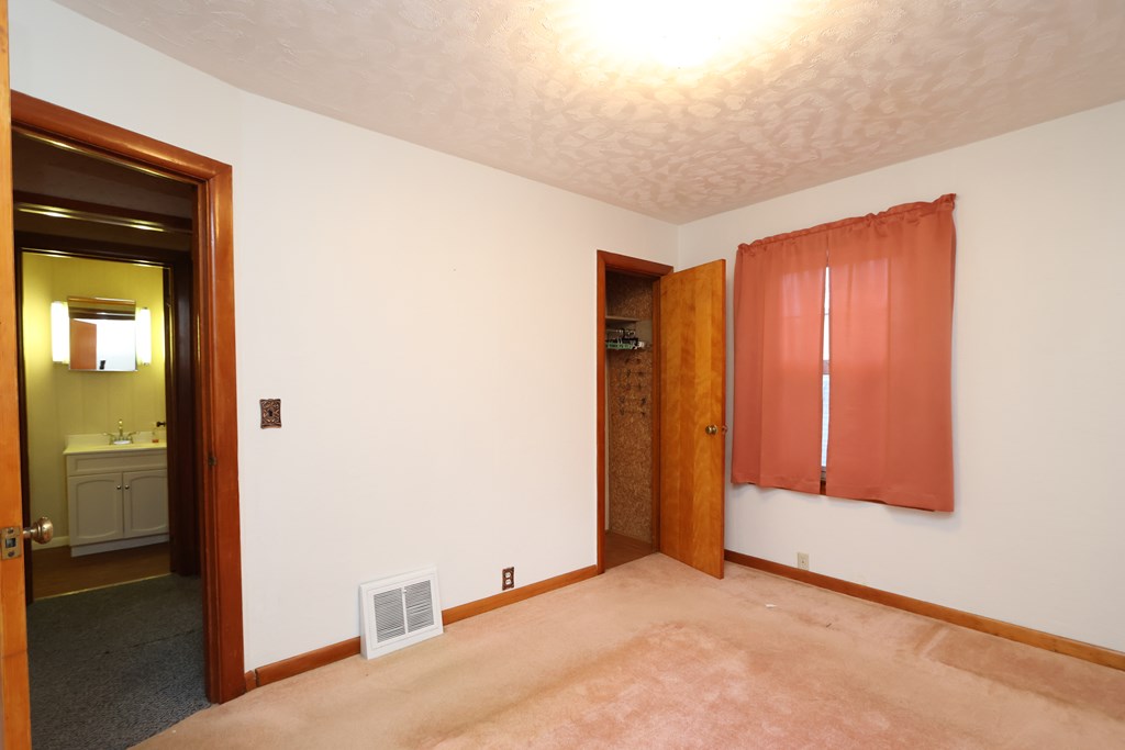 339 Buckeye Avenue, Mansfield, Ohio 44906, 2 Bedrooms Bedrooms, ,1 BathroomBathrooms,Residential,For Sale,Buckeye Avenue,9070560