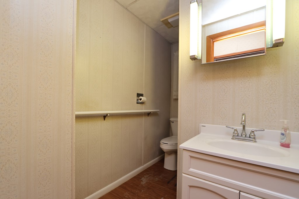 339 Buckeye Avenue, Mansfield, Ohio 44906, 2 Bedrooms Bedrooms, ,1 BathroomBathrooms,Residential,For Sale,Buckeye Avenue,9070560