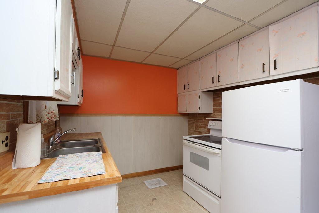 339 Buckeye Avenue, Mansfield, Ohio 44906, 2 Bedrooms Bedrooms, ,1 BathroomBathrooms,Residential,For Sale,Buckeye Avenue,9070560