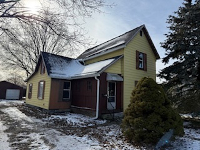 32 Grove Ave, Shelby, Ohio 44875, 1 Bedroom Bedrooms, ,1 BathroomBathrooms,Residential,For Sale,Grove Ave,9070526