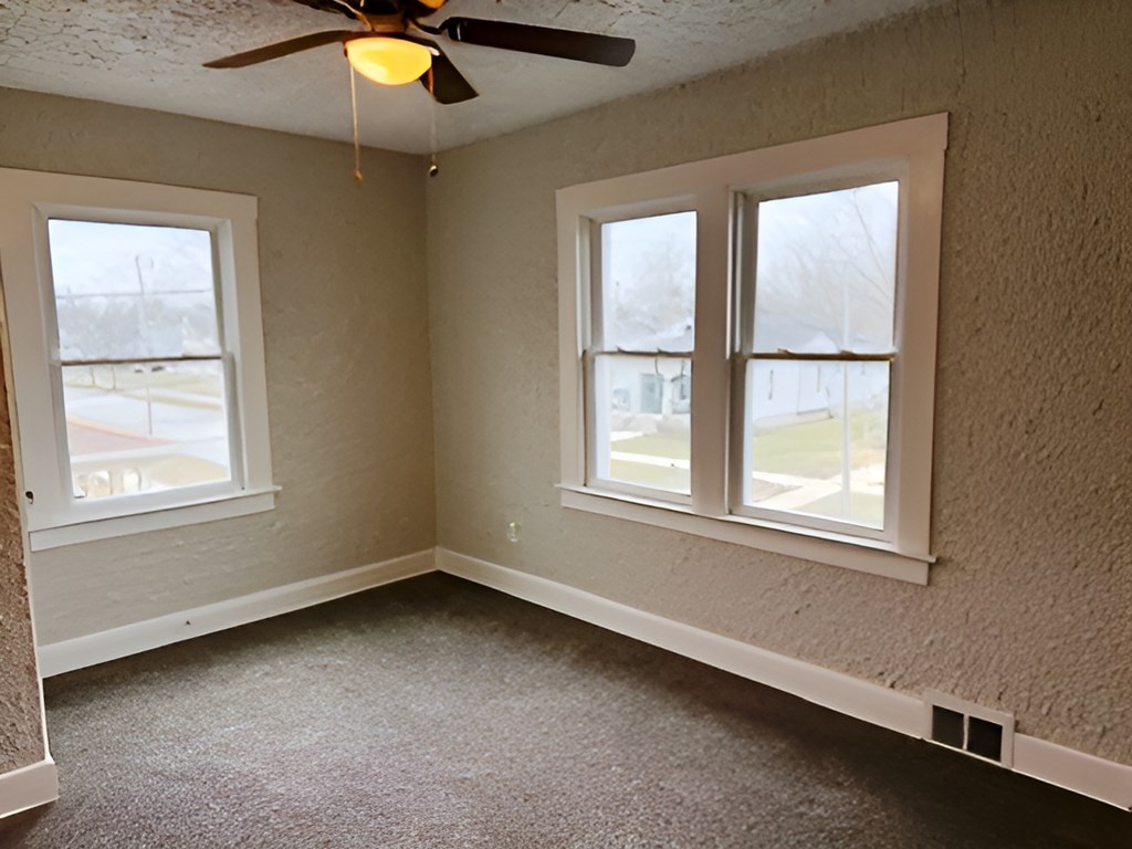 815 Liberty Street, Findlay, Ohio 45840, 4 Bedrooms Bedrooms, ,1 BathroomBathrooms,Residential,For Sale,Liberty Street,9070591