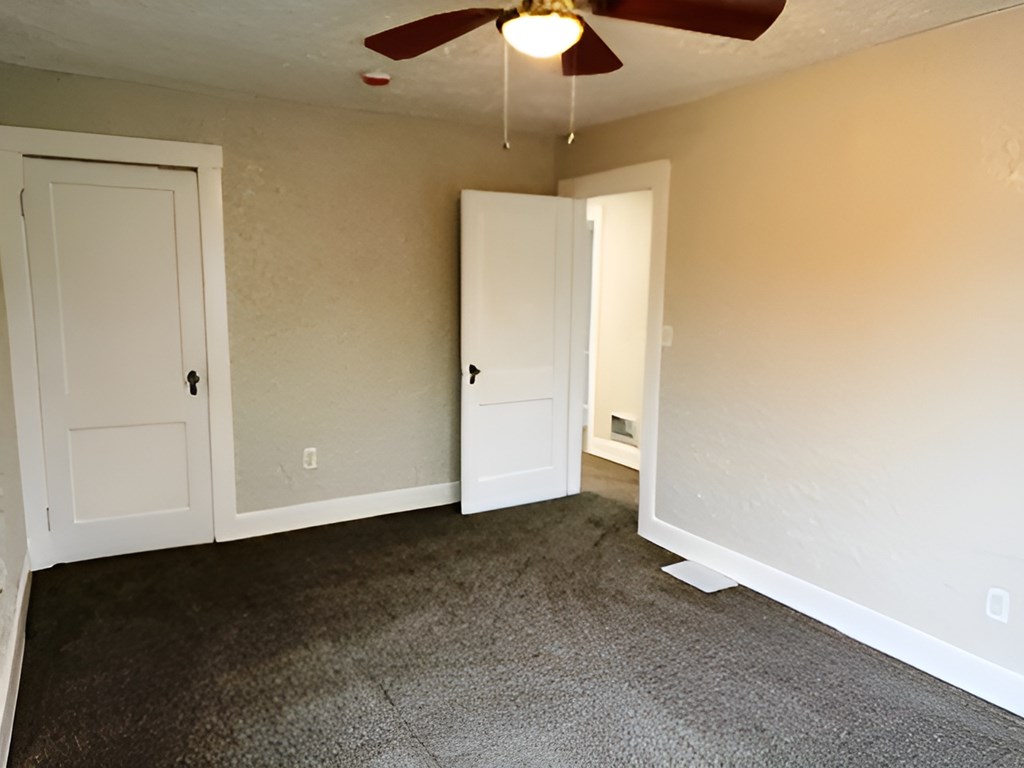 815 Liberty Street, Findlay, Ohio 45840, 4 Bedrooms Bedrooms, ,1 BathroomBathrooms,Residential,For Sale,Liberty Street,9070591