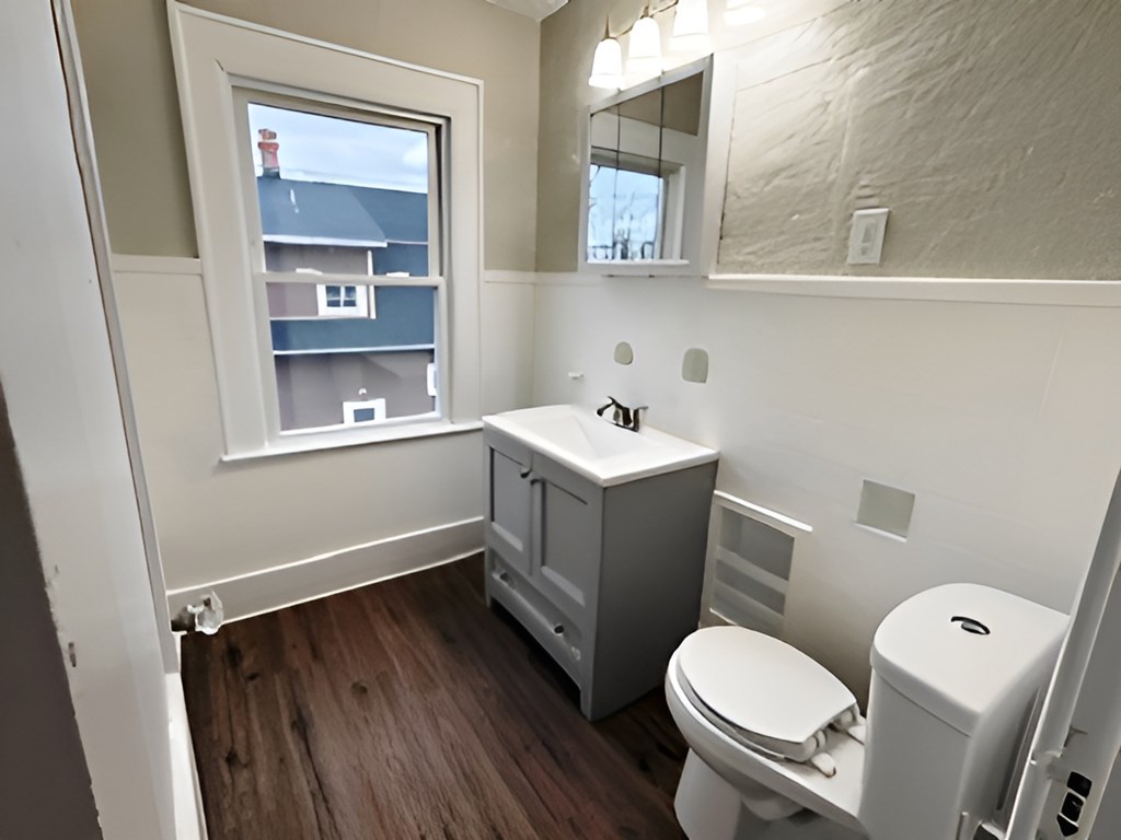 815 Liberty Street, Findlay, Ohio 45840, 4 Bedrooms Bedrooms, ,1 BathroomBathrooms,Residential,For Sale,Liberty Street,9070591