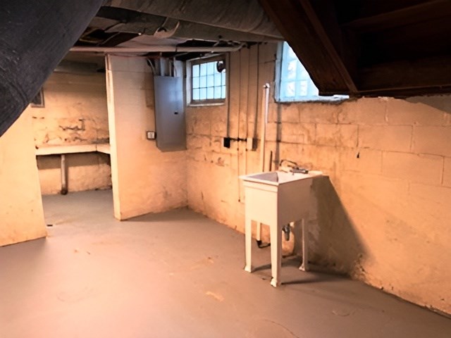 815 Liberty Street, Findlay, Ohio 45840, 4 Bedrooms Bedrooms, ,1 BathroomBathrooms,Residential,For Sale,Liberty Street,9070591