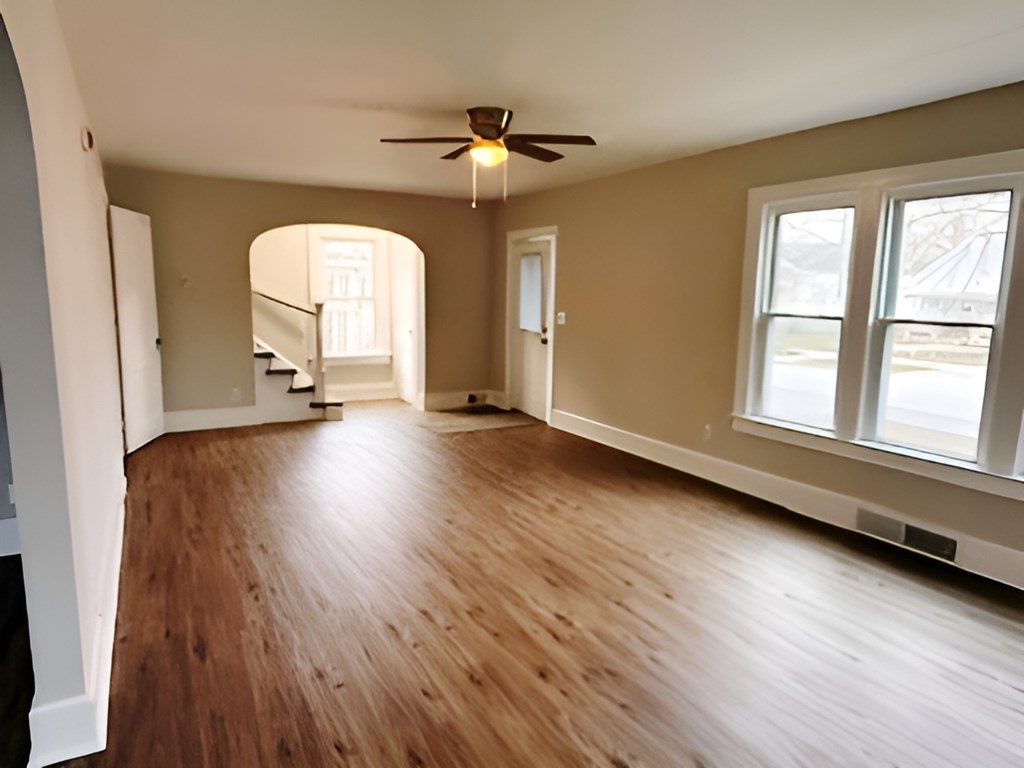 815 Liberty Street, Findlay, Ohio 45840, 4 Bedrooms Bedrooms, ,1 BathroomBathrooms,Residential,For Sale,Liberty Street,9070591