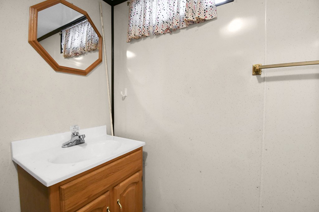 414 River Street, Bucyrus, Ohio 44820, 3 Bedrooms Bedrooms, ,2 BathroomsBathrooms,Residential,For Sale,River Street,9072613