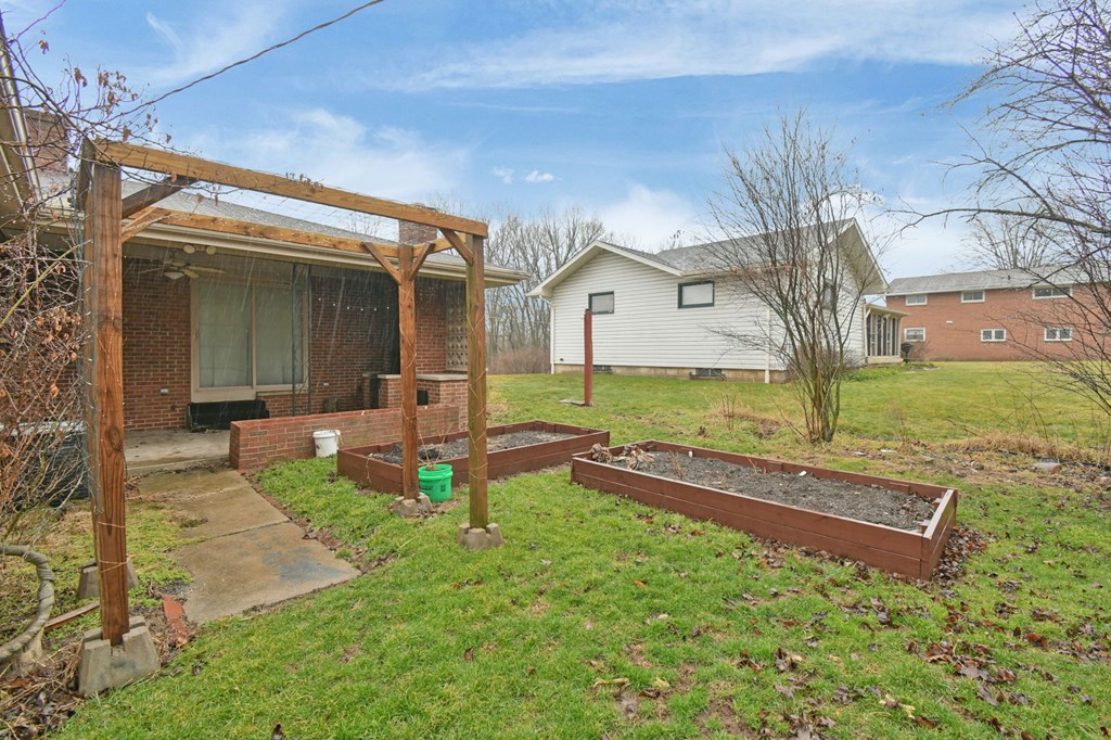 414 River Street, Bucyrus, Ohio 44820, 3 Bedrooms Bedrooms, ,2 BathroomsBathrooms,Residential,For Sale,River Street,9072613