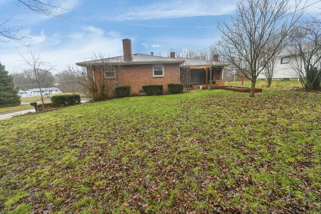 414 River Street, Bucyrus, Ohio 44820, 3 Bedrooms Bedrooms, ,2 BathroomsBathrooms,Residential,For Sale,River Street,9072613