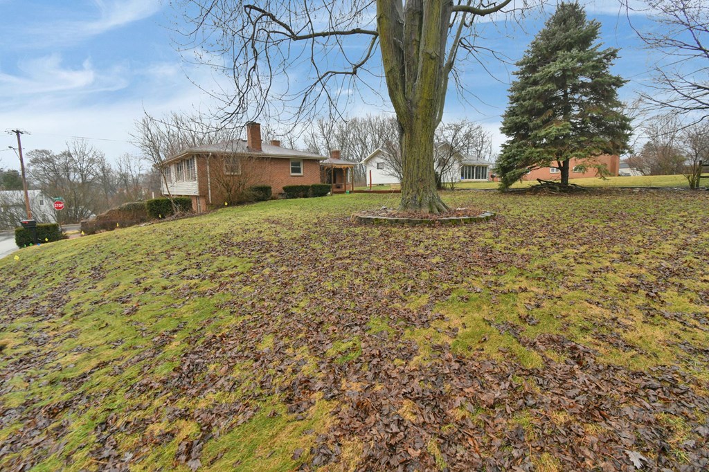 414 River Street, Bucyrus, Ohio 44820, 3 Bedrooms Bedrooms, ,2 BathroomsBathrooms,Residential,For Sale,River Street,9072613