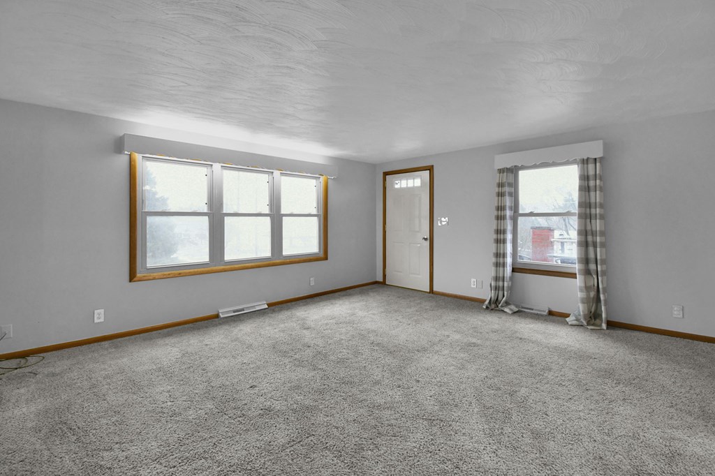 414 River Street, Bucyrus, Ohio 44820, 3 Bedrooms Bedrooms, ,2 BathroomsBathrooms,Residential,For Sale,River Street,9072613