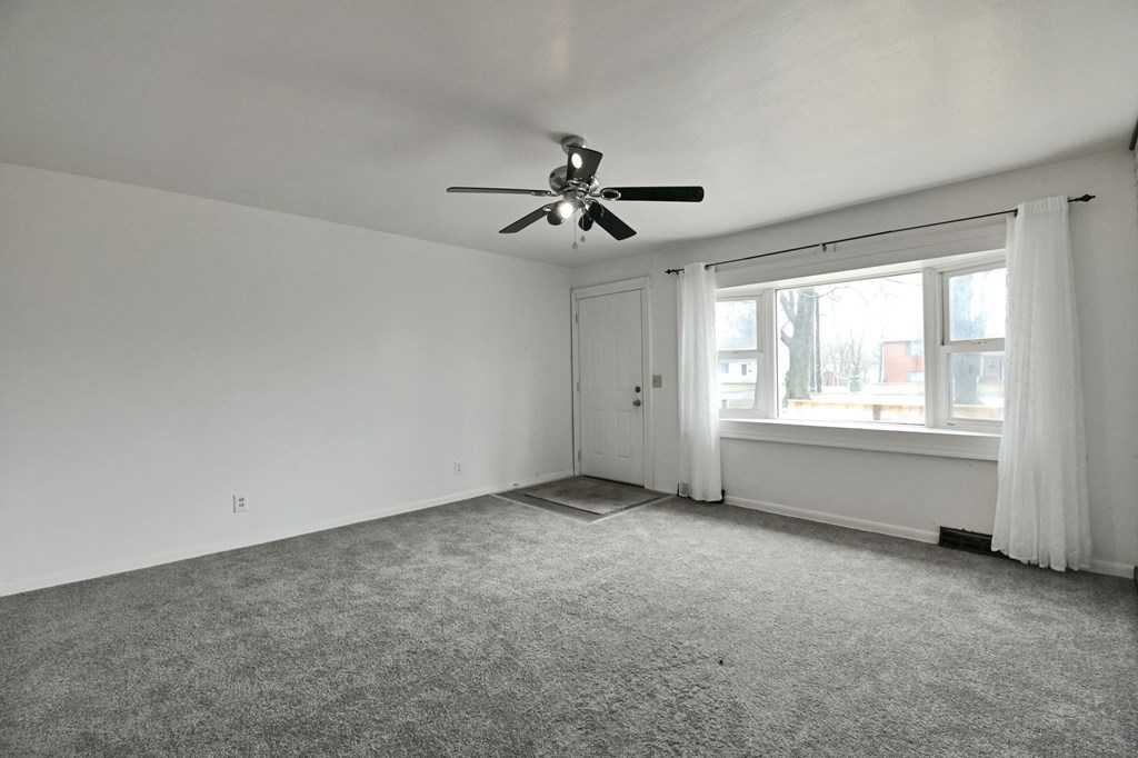 799 Mcpherson Street, Mansfield, Ohio 44903, 3 Bedrooms Bedrooms, ,1 BathroomBathrooms,Residential,For Sale,Mcpherson Street,9072612