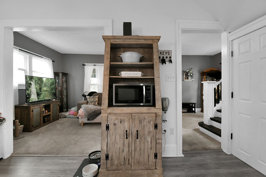 71 Dawson Avenue, Mansfield, Ohio 44906, 3 Bedrooms Bedrooms, ,1 BathroomBathrooms,Residential,For Sale,Dawson Avenue,9072614