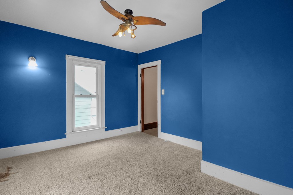 39 E Sandusky Street, Fredericktown, Ohio 43019, 3 Bedrooms Bedrooms, ,2 BathroomsBathrooms,Residential,For Sale,Sandusky Street,9072615